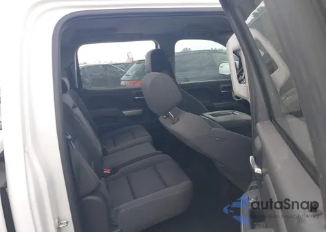 2018 Chevrolet Silverado 1500 2Lt z USA, uszkodzony, nr VIN 3GCUKREC5JG166031
